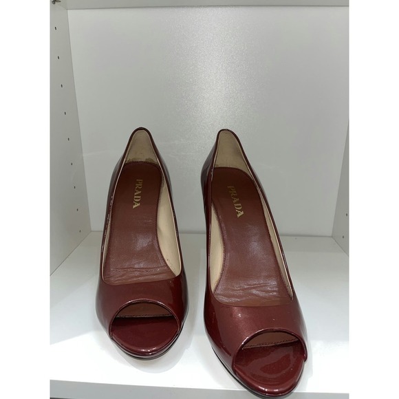Prada Spazzolato Fume Red/wine Pumps - Picture 3 of 4